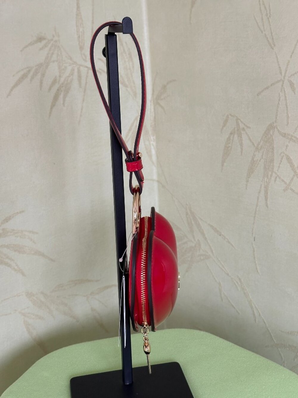 KATE SPADE KEY TO MY HEART WRISTLET:NWT CHERRY ROUGE - Picture 4 of 16